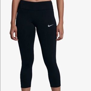 Nike Dri Fit Cropped Leggings